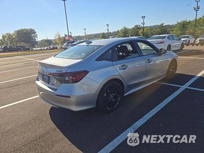 2026 Honda Civic Sedan Hybrid Sport Touring - zdjęcie 3 z 20 - miniatura
