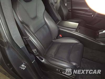 2022 Tesla Model X Plaid - zdjęcie 19 z 21 - miniatura