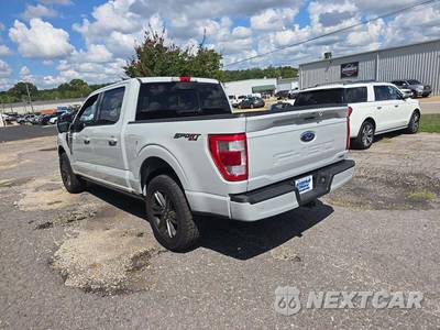 2023 Ford F-150 LARIAT Crew Cab Short Bed - zdjęcie 2 z 19 - miniatura