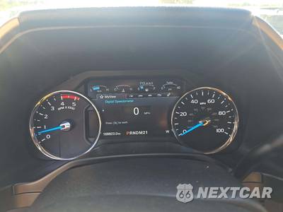 2017 Ford Super Duty F-250 Lariat Crew Cab Medium Bed - zdjęcie 9 z 24 - miniatura