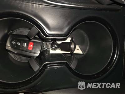 2018 Toyota Camry LE - zdjęcie 8 z 23 - miniatura