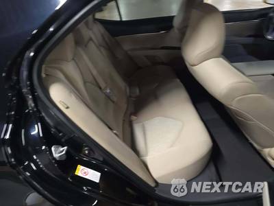 2018 Toyota Camry LE - zdjęcie 16 z 23 - miniatura