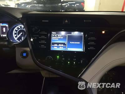 2018 Toyota Camry LE - zdjęcie 10 z 23 - miniatura