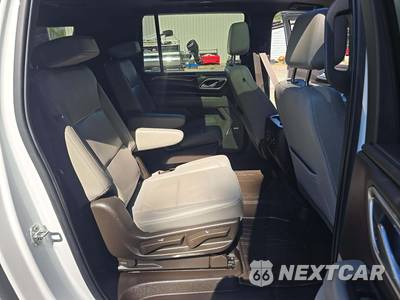 2021 Chevrolet Suburban LT 1LT - zdjęcie 17 z 24 - miniatura