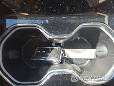 2023 Jeep Grand Cherokee Limited - zdjęcie 8 z 23 - miniatura
