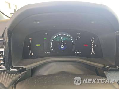 2026 Toyota Camry SE - zdjęcie 9 z 22 - miniatura