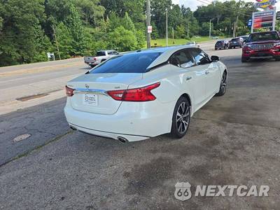 2017 Nissan Maxima SR - zdjęcie 3 z 29 - miniatura