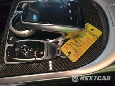 2024 Mercedes-Benz AMG G 63 4MATIC - zdjęcie 8 z 20 - miniatura