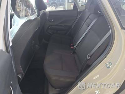 2025 Hyundai Kona SEL - zdjęcie 12 z 22 - miniatura