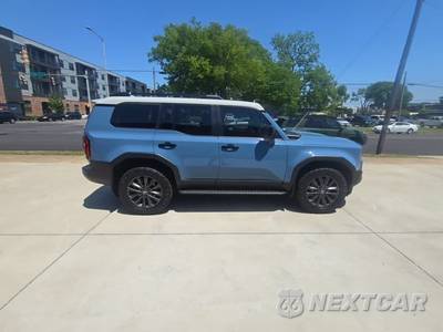 2025 Toyota Land Cruiser - zdjęcie 5 z 25 - miniatura