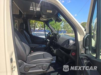 2020 Mercedes-Benz Sprinter 2500 Cargo Van Standard Roof 144.0" WB - zdjęcie 18 z 22 - miniatura