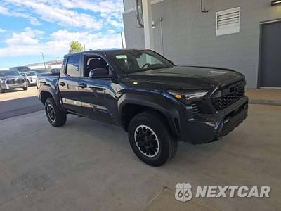 2026 Toyota Tacoma TRD Off-Road Crew Cab Medium Bed - zdjęcie 4 z 23 - miniatura