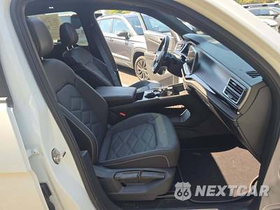 2024 Volkswagen Atlas Cross Sport 2.0T SE w/Technology - zdjęcie 18 z 21 - miniatura