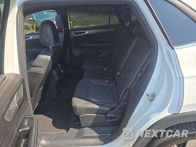 2024 Volkswagen Atlas Cross Sport 2.0T SE w/Technology - zdjęcie 13 z 21 - miniatura