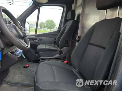 2019 Mercedes-Benz Sprinter 2500 Cargo Van High Roof 170.0" WB - zdjęcie 6 z 21 - miniatura