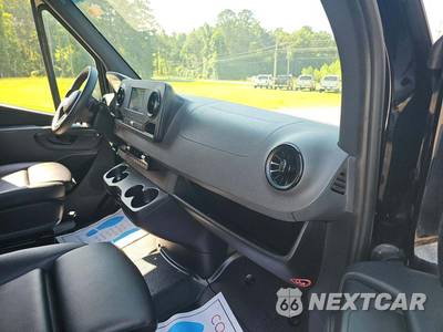 2023 Mercedes-Benz Sprinter 2500 Passenger Van Standard Roof 144.0" WB - zdjęcie 20 z 27 - miniatura