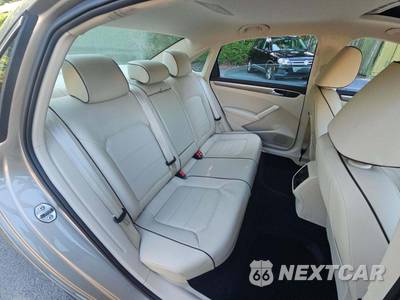 2017 Volkswagen Passat 1.8T SE w/Technology - zdjęcie 13 z 22 - miniatura