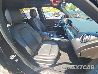 2021 Mercedes-Benz GLB 250 4MATIC - zdjęcie 18 z 22 - miniatura