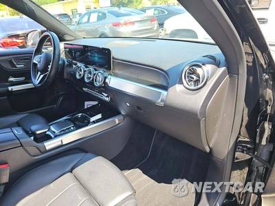 2021 Mercedes-Benz GLB 250 4MATIC - zdjęcie 19 z 22 - miniatura