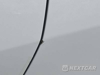2012 Hyundai Genesis 4.6 Sedan - zdjęcie 28 z 39 - miniatura
