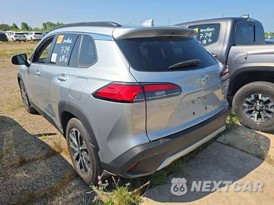 2023 Toyota Corolla Cross XLE - zdjęcie 2 z 20 - miniatura