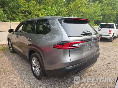2026 Toyota Grand Highlander Limited - zdjęcie 2 z 21 - miniatura