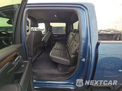 2024 GMC Sierra 2500HD SLT Crew Cab Medium Bed - zdjęcie 13 z 20 - miniatura