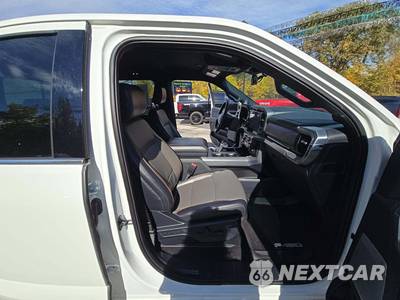 2025 Ford F-150 LARIAT Crew Cab Short Bed - zdjęcie 15 z 17 - miniatura