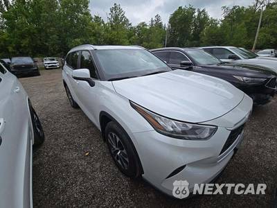 2026 Toyota Highlander Hybrid XLE - zdjęcie 4 z 21 - miniatura