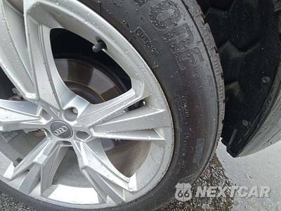 2019 Audi Q8 Prestige - zdjęcie 19 z 21 - miniatura