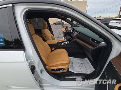 2024 Jeep Grand Cherokee Summit - zdjęcie 15 z 17 - miniatura