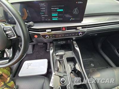 2025 Kia Sorento X-Line EX - zdjęcie 10 z 21 - miniatura