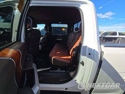 2019 Ford Super Duty F-250 King Ranch Crew Cab Medium Bed - zdjęcie 13 z 22 - miniatura