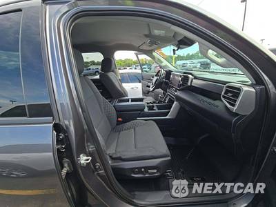 2022 Toyota Tundra SR5 Crew Cab Short Bed - zdjęcie 18 z 23 - miniatura
