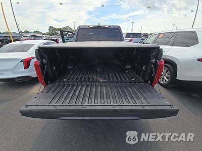 2022 Toyota Tundra SR5 Crew Cab Short Bed - zdjęcie 14 z 23 - miniatura