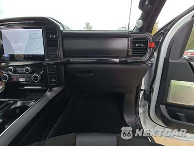 2024 Ford F-150 Raptor Crew Cab Short Bed - zdjęcie 19 z 20 - miniatura