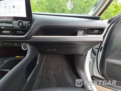 2026 Toyota Grand Highlander Hybrid Limited - zdjęcie 17 z 18 - miniatura