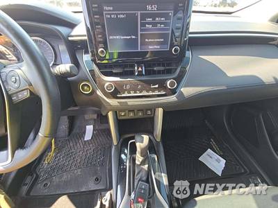 2022 Toyota Corolla Cross LE - zdjęcie 10 z 20 - miniatura