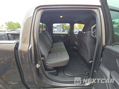 2024 Ram 1500 Big Horn Crew Cab Short Bed - zdjęcie 16 z 20 - miniatura