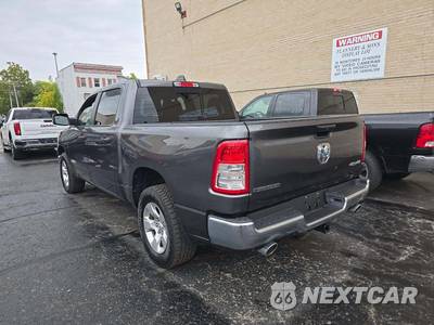 2024 Ram 1500 Big Horn Crew Cab Short Bed - zdjęcie 2 z 20 - miniatura