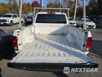 2023 Ram 1500 Classic Tradesman Extended Cab Medium Bed - zdjęcie 14 z 26 - miniatura