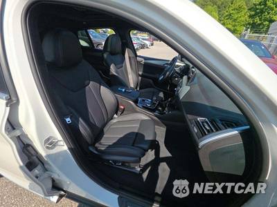 2025 BMW X4 Sports Activity Coupe xDrive30i - zdjęcie 18 z 23 - miniatura