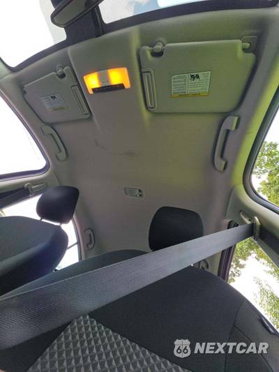 2024 Nissan Versa S - zdjęcie 11 z 23 - miniatura