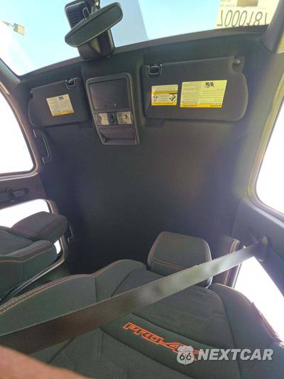2026 Nissan Frontier PRO-4X Crew Cab Medium Bed - zdjęcie 11 z 23 - miniatura
