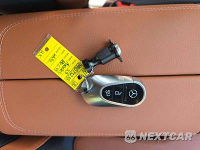 2023 Mercedes-Benz AMG C 43 4MATIC Sedan - zdjęcie 8 z 21 - miniatura