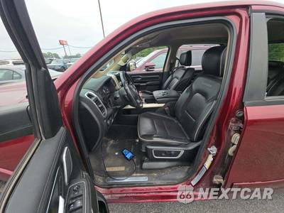 2019 Ram 1500 Laramie Crew Cab Medium Bed - zdjęcie 6 z 26 - miniatura