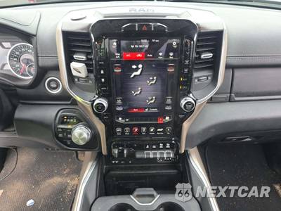 2019 Ram 1500 Laramie Crew Cab Medium Bed - zdjęcie 10 z 26 - miniatura