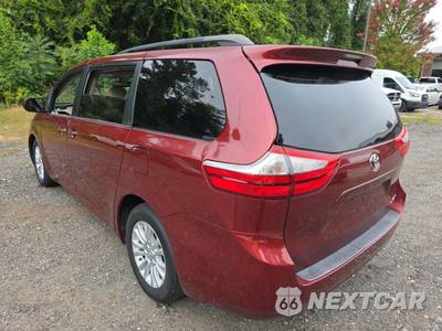 2015 Toyota Sienna XLE 8-Passenger 119.3" WB - zdjęcie 2 z 36 - miniatura