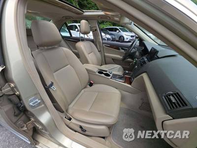2010 Mercedes-Benz C 300 4MATIC - zdjęcie 18 z 31 - miniatura