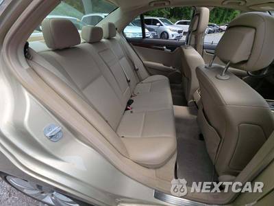 2010 Mercedes-Benz C 300 4MATIC - zdjęcie 16 z 31 - miniatura